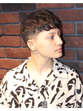 フリークバーバーショップ 河原町三条店(FREAK BARBER SHOP) ナチュラルクロップテーパーフェード