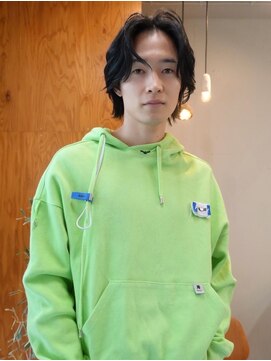 ワール(whirl.) メンズミディアムレイヤーボブ20代30代40代