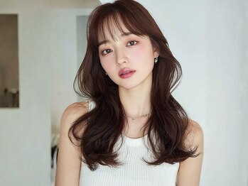 ヘアメイク アージュ 天神西通り店(HAIR MAKE age)の写真/気になる白髪も白髪ぼかしハイライトで綺麗にカバー！頭皮や髪に優しい髪質改善カラーで理想のヘアを実現♪