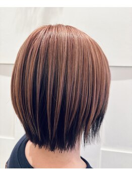 ブルームフラワーズ(BLOOM FLOWERS)の写真/さりげないデザインカラーやハイライトも♪個性が光るデザインカラーまで一緒に見つけましょう♪
