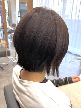 コク 千葉駅西口(COQU) レイヤーボブ × チョコレートブラウン【千葉優希】