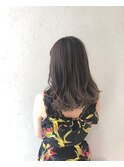 スモークグレージュ