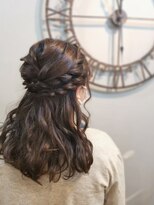 ヘアセットサロン ミント(Hair set salon MINT)&nbsp;ねじりハーフアップ
