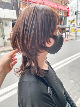 シイカ(sika.) ミディアムウルフ