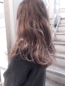 フィル 横浜(fil) パールベージュ_前髪ピンクベージュ