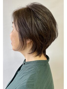 ハートボックス 四谷店(Heart box) えりあしタイトで作るショートボブ