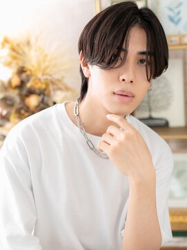 カバーヘアアンドスパ ブリス 浦和(COVER HAIR&SPA bliss) グレージュアッシュコンマへアセンターパートa浦和20代30代40代