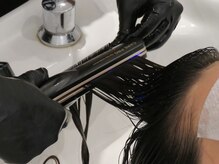 アイロンによる保温効果で髪の内部まで栄養を閉じ込める!!