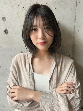 エミュ 天文館店(eMu) レイヤーボブ、アイスグレージュ