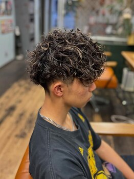 ファブナッツ(FABNUTS)の写真/メンズに人気のスパイラル・ツイストがFABUNATUでも人気上昇中！遊び心のあるデザインでお洒落度UP☆