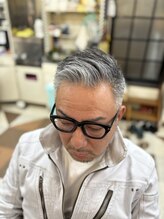 ふかくさ 王道白髪ショート