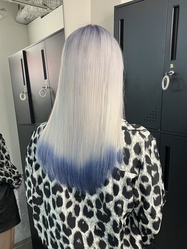 アフィナー 新宿(Afinar) 裾カラー