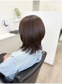 ピンクベージュ