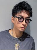 大人黒髪短髪ソフトツイストアップバングツーブロックショート