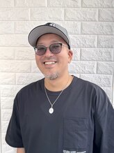 白髪ぼかし×寒色カラーで魅せる艶髪デザイン