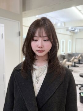 ふんわり小顔矯正レイヤーカット