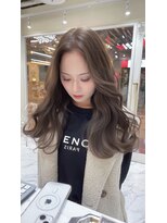 シェノン サントル(CHAINON CENTRE)&nbsp;梅田/黒髪/クラゲヘアー/オリーブグレー/小顔/ココアベージュ