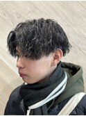 簡単スタイリング！センターパート×ツイストスパイラル
