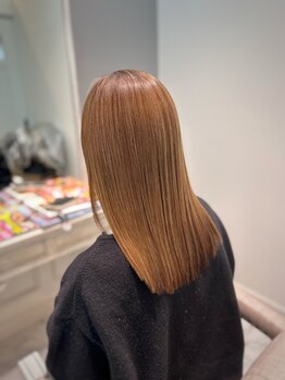 バンブー グラス(bamboo grass)の写真/一人一人の髪質に応じて使い分ける髪質改善ストレート◇ツヤ・コシ・しなやかさを最大限に引き出します◎