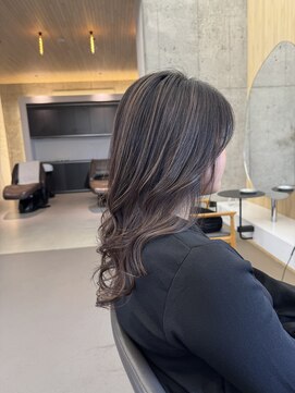 スト 静岡鷹匠(sto) 着物ヘア/大人ガーリー/ダークアッシュ/似合わせカット/静岡鷹匠