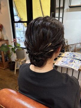 ロウスリー(Lowsly) お呼ばれヘアセット 30代40代50代