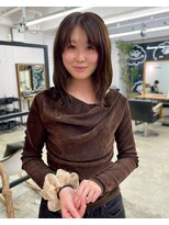 ソーソー(SoSo)&nbsp;ミディアム×オリーブカラー5.4
