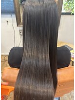 エルムトウキョウ(ELM Tokyo)&nbsp;傷みに負けない♪髪質改善エッセンスゼロトリートメントで美髪