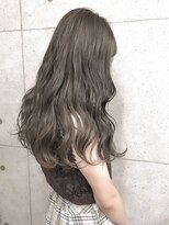 ミラ 新宿(MILA)&nbsp;カーキベージュ/グランマッシュ/ハイトーンカラー/レイヤー/