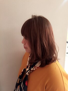 ロンド ブランシュ 錦糸町北口(Lond blanche) ふんわり内外カールの可愛いセミディー☆担当 副店長 川上功介