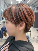 マッシュショート、グラデーションカラー、ピンクカラー