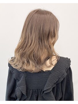 アライブ キチジョウジ(ALIVE Kichijoji) 【ALIVE吉祥寺】オリーブカラー*グラデーション ベージュ