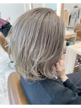 アテナ(ATENA) ミルクティーグレージュ×大人ハイトーン 【ATENA中嶋】