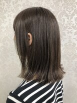 ビューティーサロン コマ(koma)&nbsp;大人☆切りっぱなしミディアムヘア×オリーブブラウン