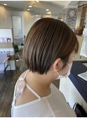 大人可愛い20代30代40代前下がりひし形小顔ボブ丸みショート
