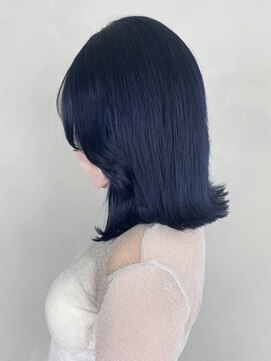 アイティーバイアルバム 下北沢店(IT by ALBUM) ブルーボブ_斜めバンググレージュカラー_ba400052