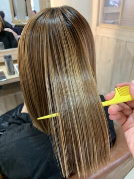 エイミーバイアフロート(amie  by afloat) 諦めないで!マジカルストレートならその髪にもかけられるかも！