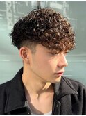 スペインカール外国人風パーマスパイラルマッシュパーマ刈り上げ