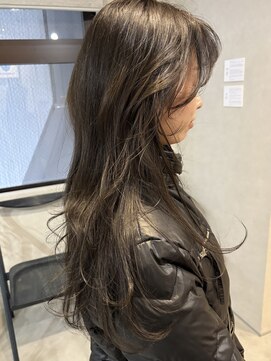 アマトラスパ(AMATORA SPA) オリーブカラー