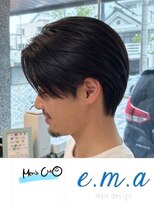エマヘアデザイン(e.m.a Hair design)&nbsp;センターパート