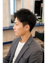 ルートヘア 辻堂店&nbsp;メンズフェザーアップ大人ビジネスショート束感ツーブロック黒髪