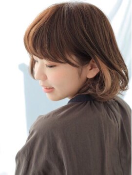 シーズ 栄(sea's) アクセントボブ♪