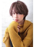 外ハネミックスショートスタイル　アースカラー