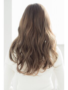 アトリア ヴィラ 横浜(Atria Villa) 外国人風波ストレート＆ウェーブスタイル