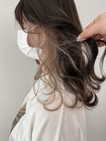 アライブ キチジョウジ(ALIVE Kichijoji)&nbsp;ホワイトベージュ×イヤリングカラー