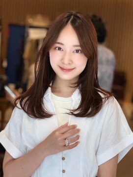 クロエ 天王寺(Cloe) 顔まわりレイヤースタイル