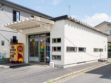 ラセッタ(La Setta)の雰囲気（冷凍焼き芋自販機が目印戸ケ崎小学校裏門前）