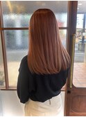 ピンクベージュ