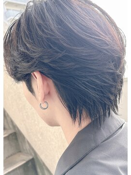 アンフィ ヘアー(Amphi hair) フェザーショート