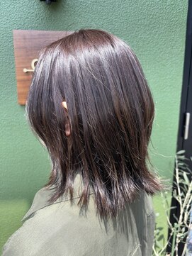 コンフィ(Comfy) ミディアムボブ×くびれボブ×20代30代40代