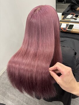 コード 四条河原町駅店(CHORD) ピンクカラー/四条河原町/京都ハイトーン